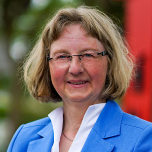  Birgit Klashinrichs